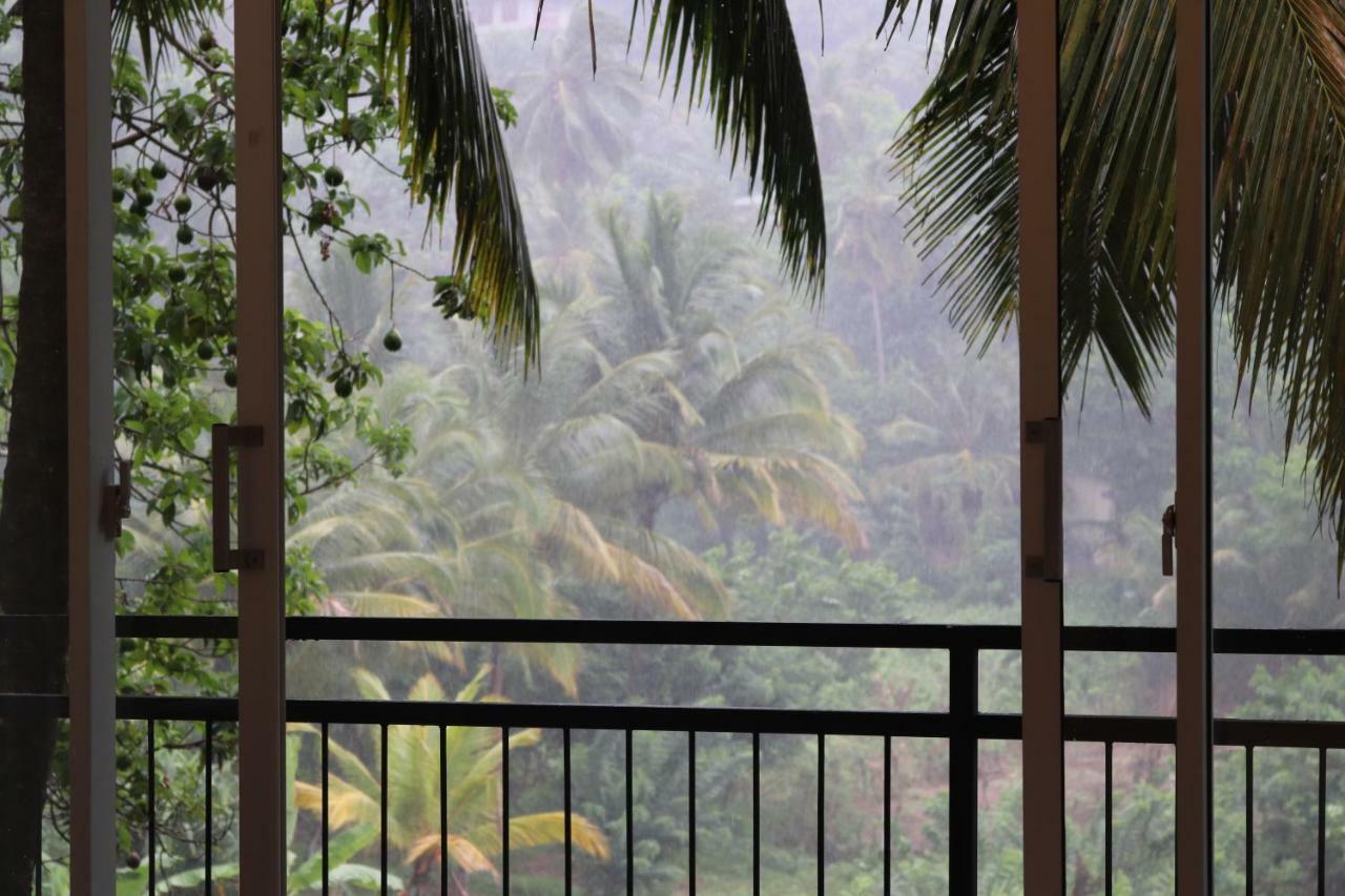 Hill Country Villa Kandy Buitenkant foto